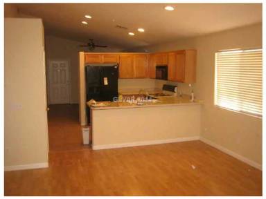 Main picture of 9013 Crooked Shell Ave