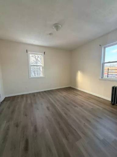 Main picture of 125 Carolina Ave