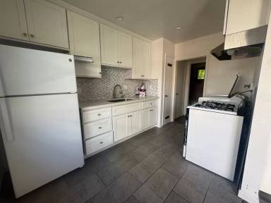 Main picture of 4575 Emerald St