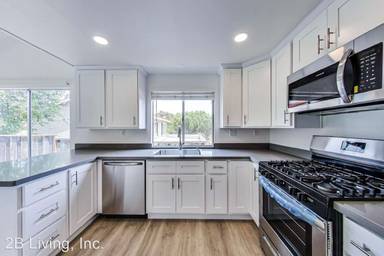 Main picture of 1412 Parkwood Dr