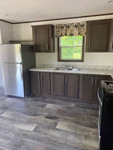 Main picture of 551 Lauschtown Rd