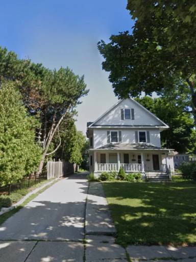 Main picture of 835 S Monroe Ave