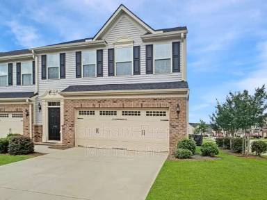 Main picture of 300 Corday Ln