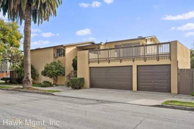 Main picture of 4140 E 5th St