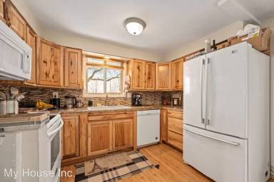 Main picture of 37075 Northwest Dr