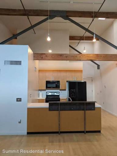 Main picture of 1001 E 17th St Apartments