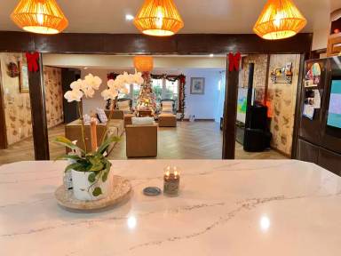 Main picture of 6035 Mount Vernon Blvd