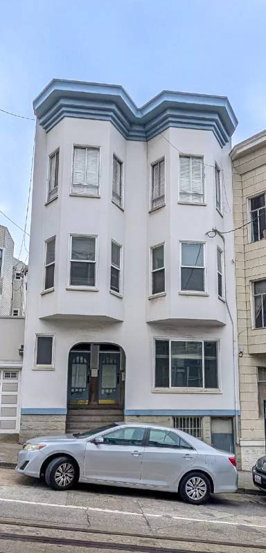 Main picture of 1475 Washington St