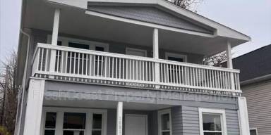 Main picture of 10816 Grandview Ave