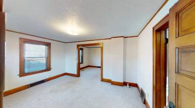 Main picture of 2520 S Norton Ave