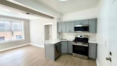 Main picture of 802 N Bishop St