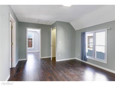 Main picture of 732 Oakdale Ave