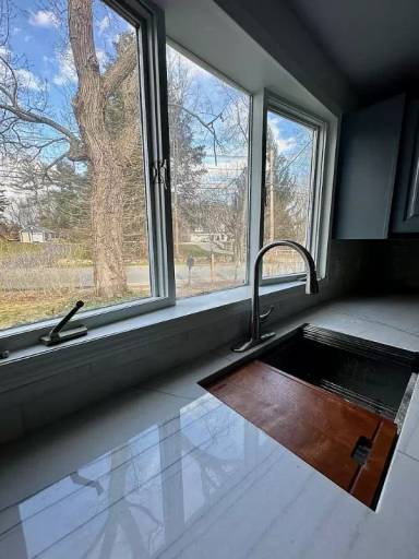 Main picture of 203 Poplar Grove Pl