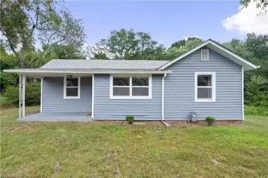 Main picture of 4113 Rosa St
