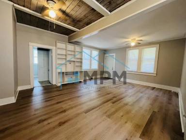 Main picture of 102 Filhiol Ave
