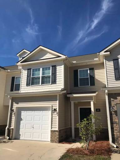 Main picture of 400 Canyon Oak Loop