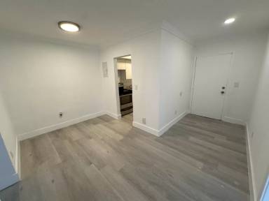 Main picture of 1949 NE 172nd St