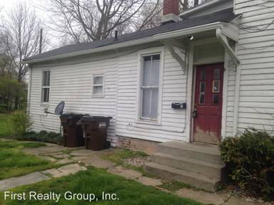 Main picture of 735 S Main St