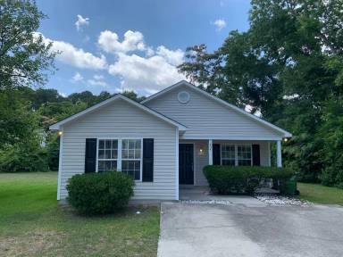 Main picture of 204 White Ave
