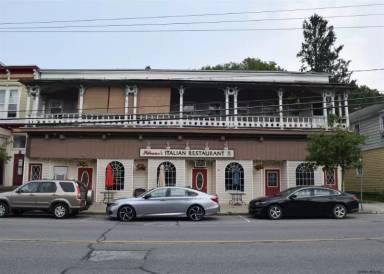 Main picture of 74 W Main St