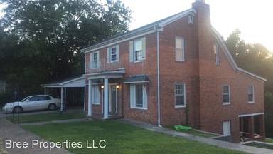 Main picture of 100 Williams St