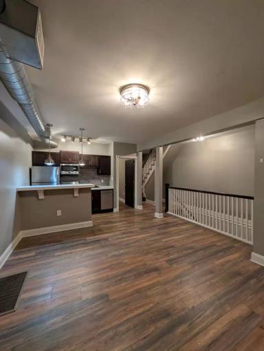 Main picture of 5737 Kentucky Ave