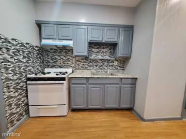 Main picture of 5 Wade St