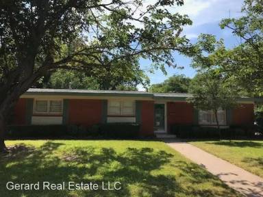 Main picture of 2110 Ivanhoe Ln