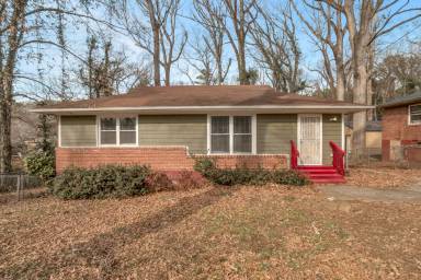 Main picture of 751 Yale Pl SW