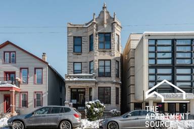 Main picture of 2353 N California Ave