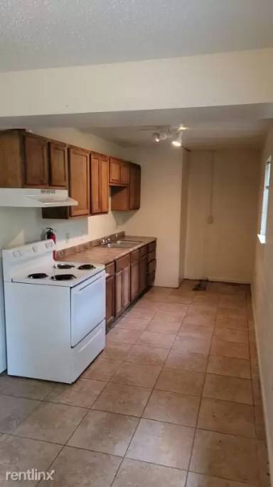 Main picture of 3739 Eaton St
