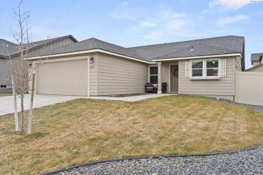 Main picture of 2937 Castle Rock Blvd