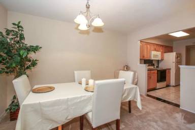 Main picture of 7101 Admiralty Ln