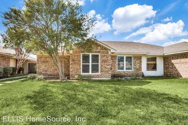 Main picture of 539 Lee Dr