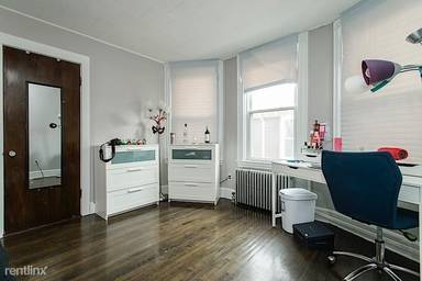 Main picture of 38 Cherry St
