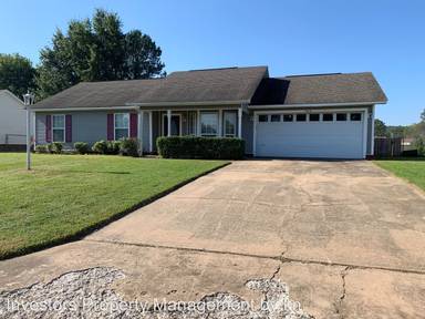 Main picture of 1819 Whippoorwill Dr