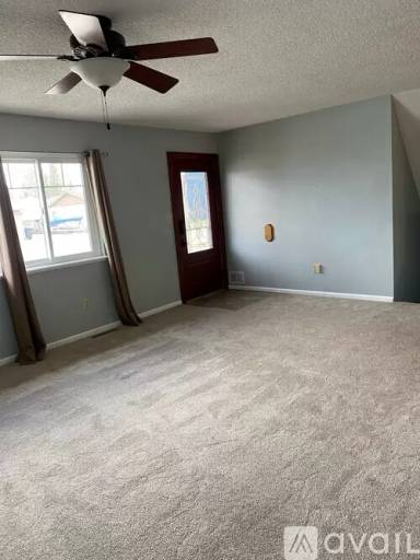 Main picture of 2251 Fairview Ave