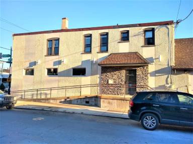 Main picture of 4902 Princeton Ave