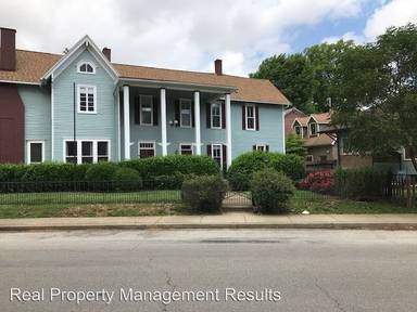 Main picture of 1008 SE 1st St