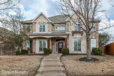 Main picture of 2374 Aspermount Dr