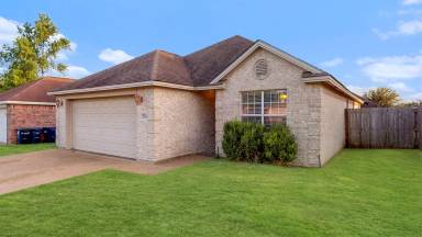 Main picture of 3516 Farah Dr