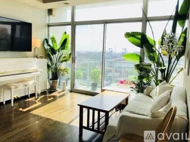 Main picture of 1620 S Michigan Ave Apartments