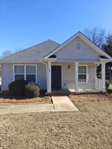 Main picture of 107 Summeral St
