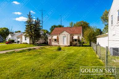 Main picture of 1210 S Burlington Dr