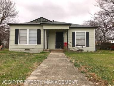 Main picture of 218 SE 13th St