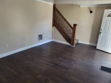Main picture of 734 Walnut St