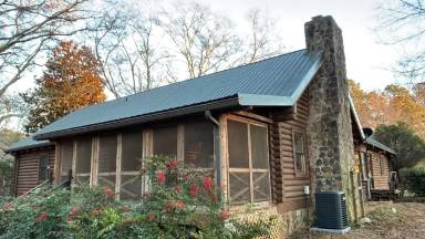 Main picture of 1840 Robinhood Rd