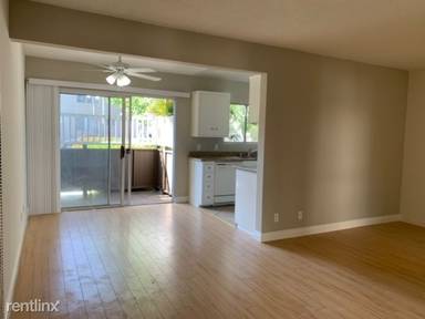 Main picture of 3911 Wade St