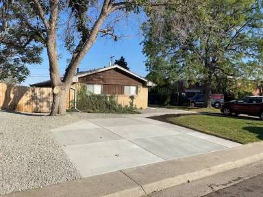 Main picture of 700 Miller Ct