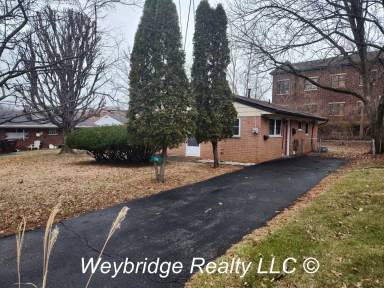 Main picture of 8160 Richmond Ave